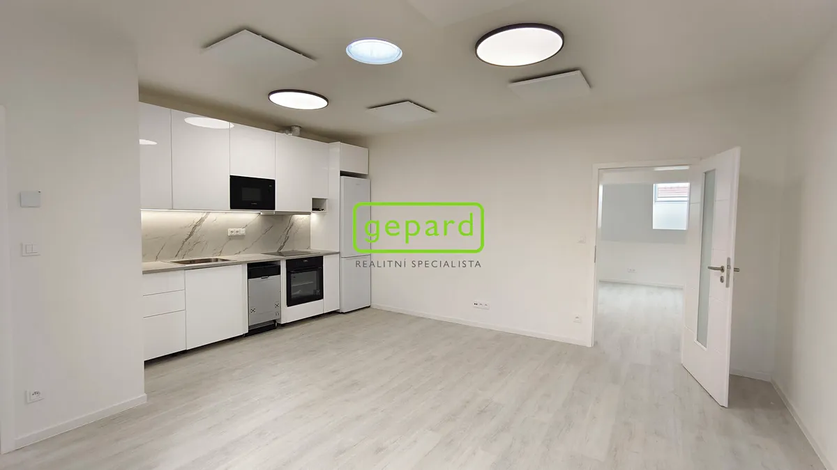 Pronájem bytu 3+kk 63 m²